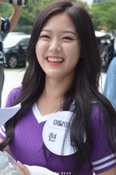 Kim Hyunjin photo