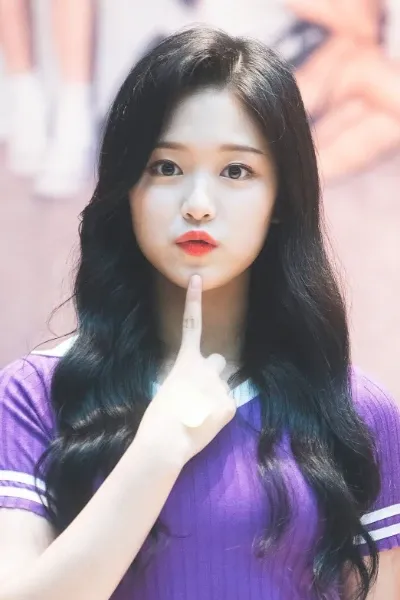 Kim Hyunjin photo