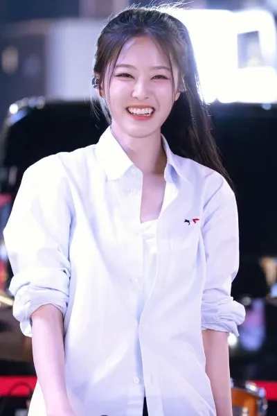 Kim Hyunjin photo