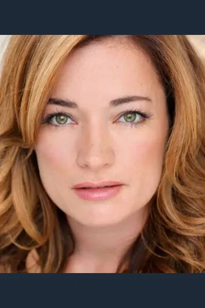 Laura Michelle Kelly photo