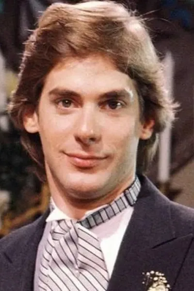 Scott Bryce photo