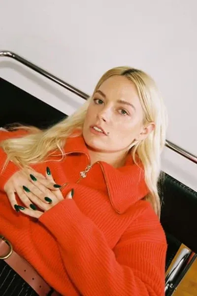 Ashe (singer) photo
