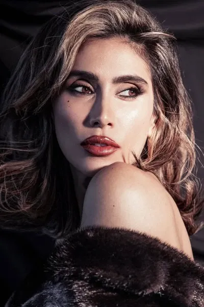 Cristina Vee photo