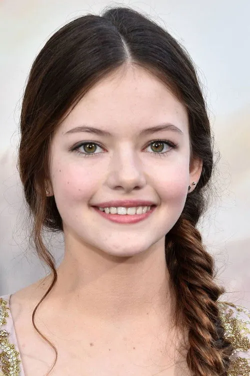 Mackenzie Foy photo