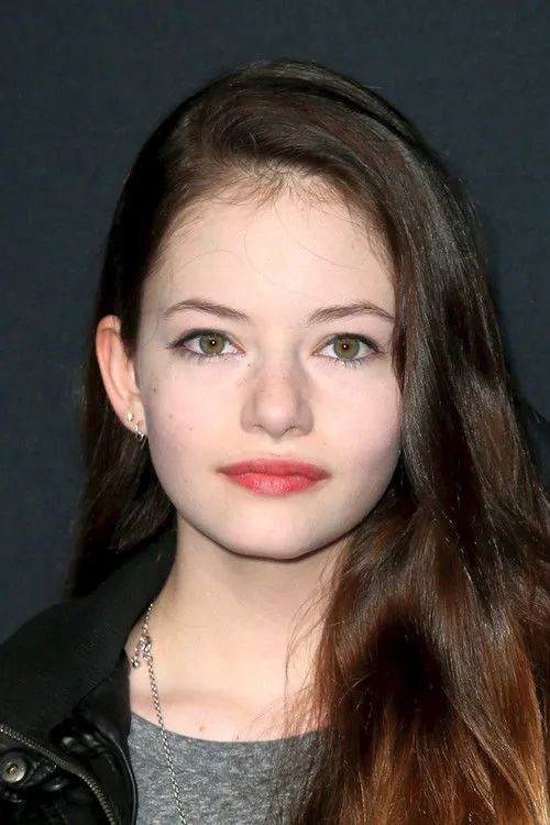 Mackenzie Foy photo
