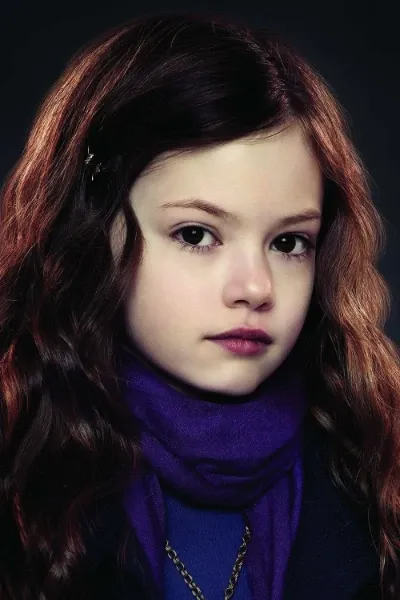 Mackenzie Foy photo
