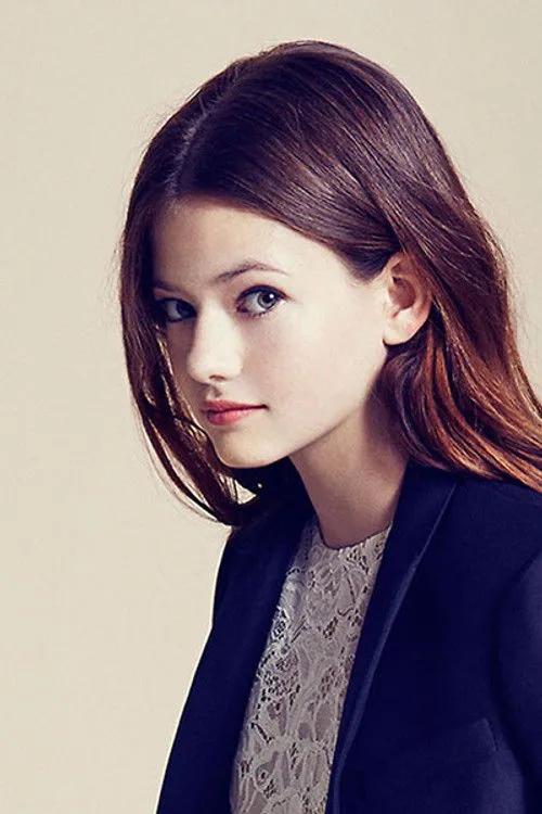 Mackenzie Foy photo