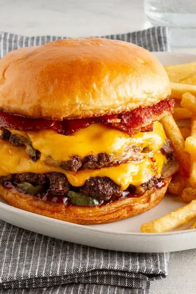 Cheeseburger photo