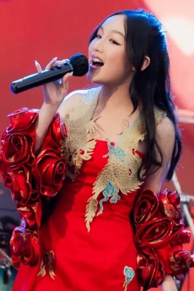 Malea Emma Tjandrawidjaja photo