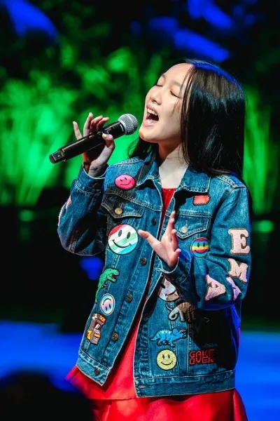 Malea Emma Tjandrawidjaja photo