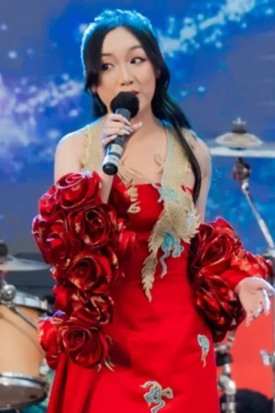 Malea Emma Tjandrawidjaja photo