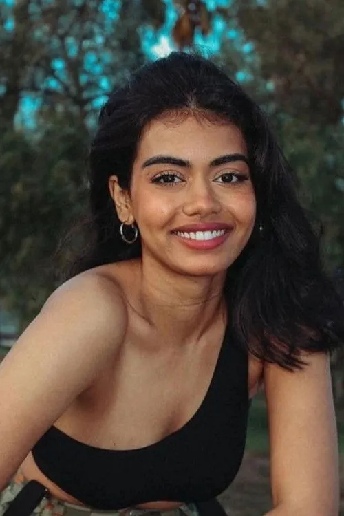 Megan Suri photo