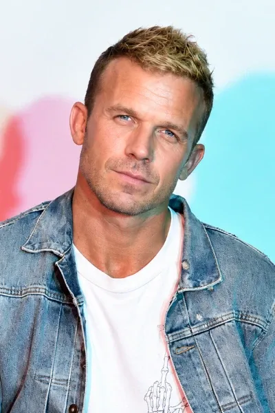 Cam Gigandet photo