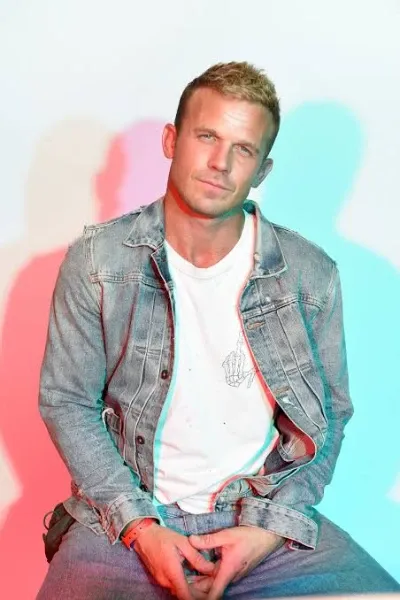 Cam Gigandet photo