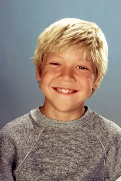 Casey Ellison photo