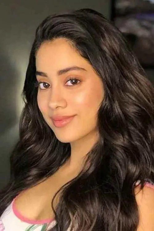 Janhvi Kapoor photo
