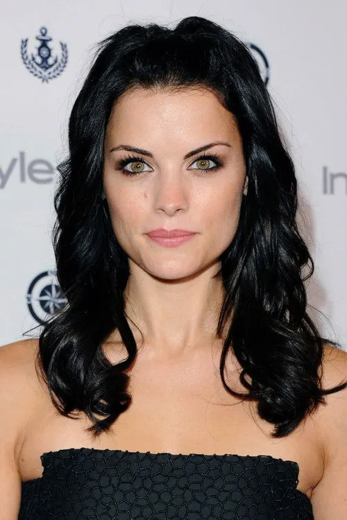 Jaimie Alexander photo
