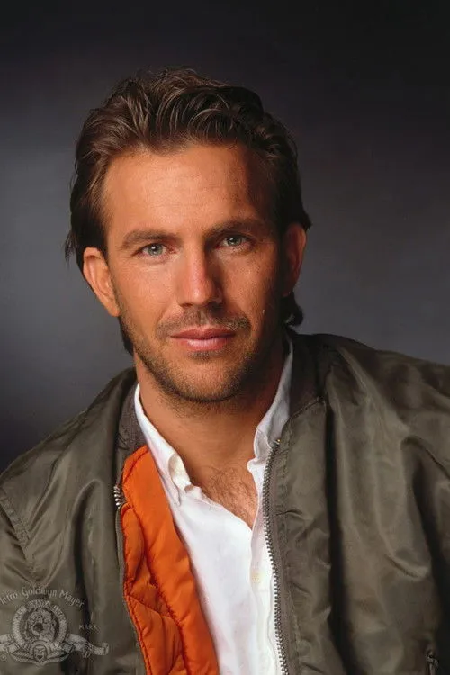 Kevin Costner photo