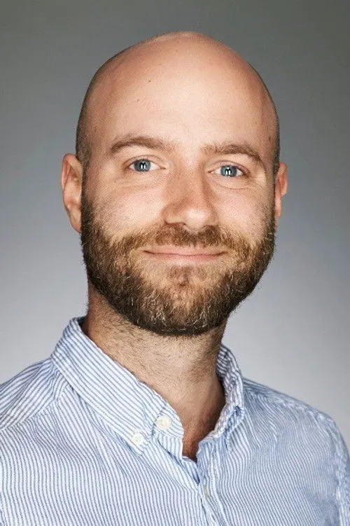 Dan Romer photo