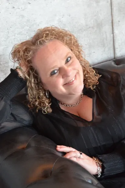 Heather Bambrick photo