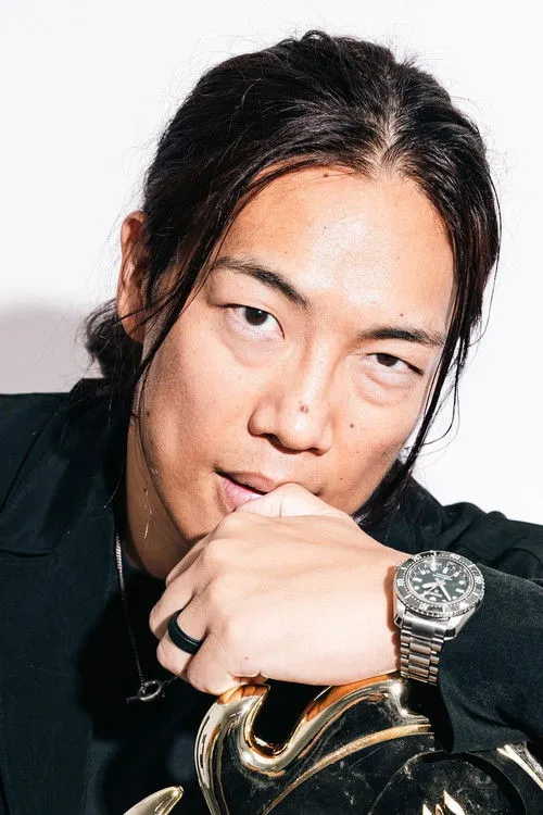Konosuke Takeshita photo