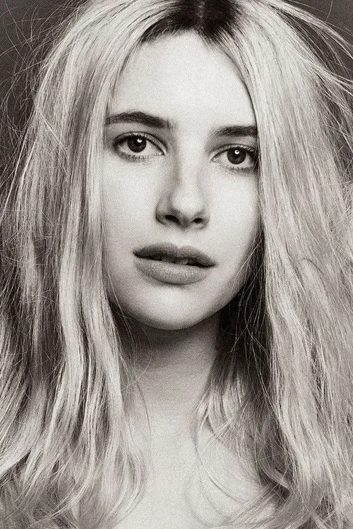 Emma Roberts photo