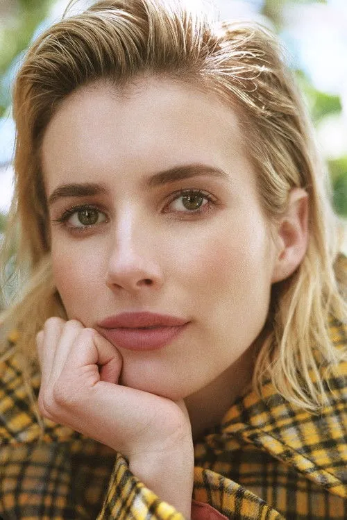 Emma Roberts photo