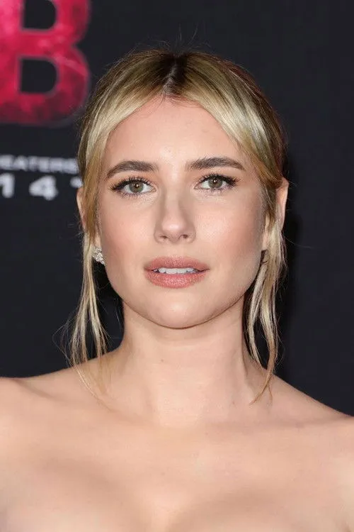 Emma Roberts photo