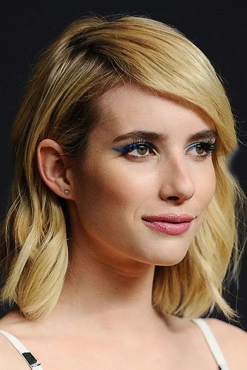 Emma Roberts photo
