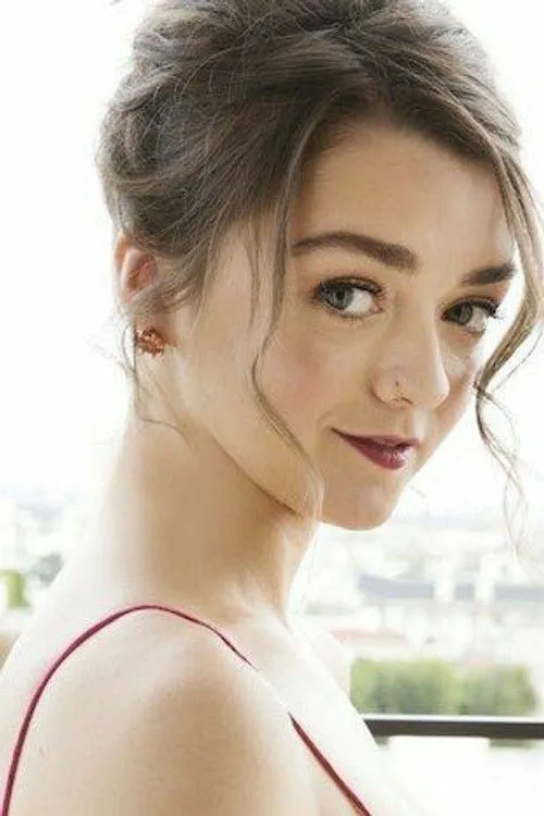 Maisie Williams photo