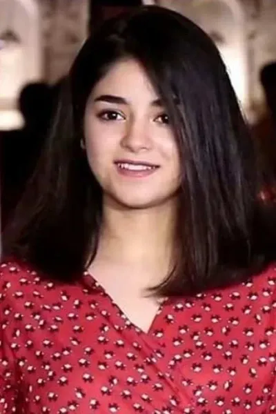 Zaira Wasim photo