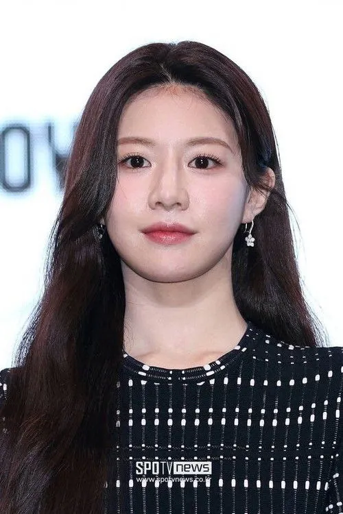 Go Youn-jung photo
