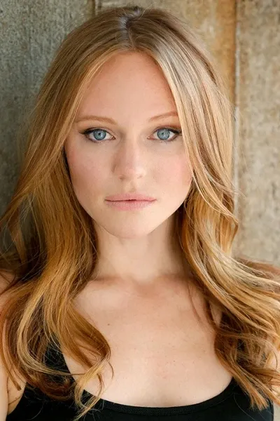 Marci Miller photo