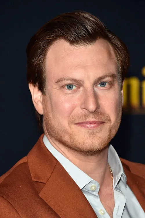 Noah Segan photo