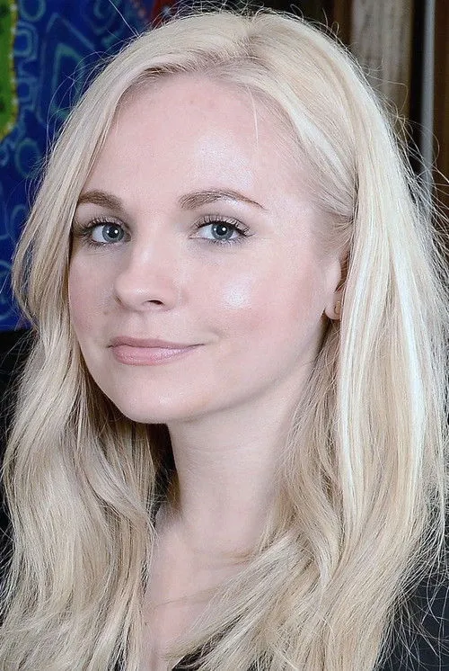 Georgia Tennant photo