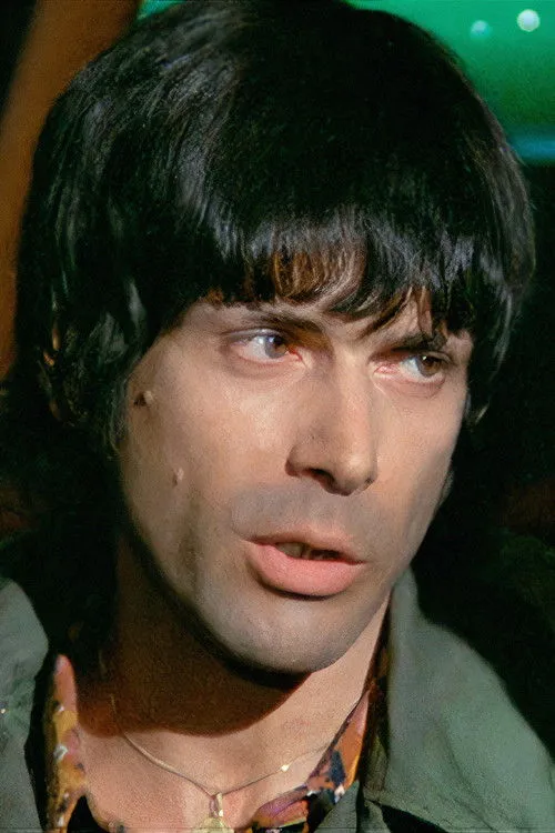 Tomas Milian photo