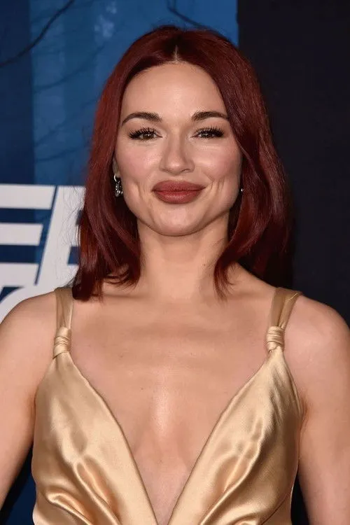 Crystal Reed photo