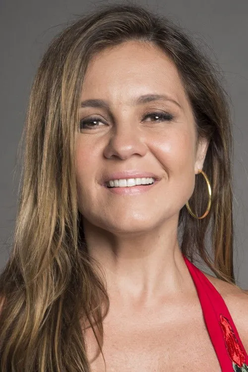 Adriana Esteves photo