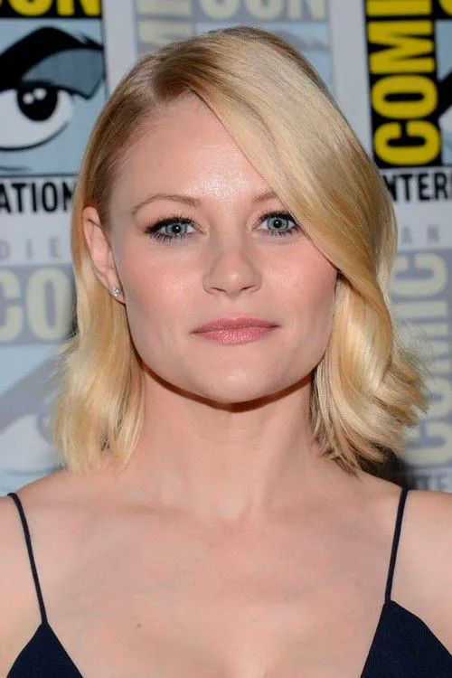 Emilie de Ravin photo
