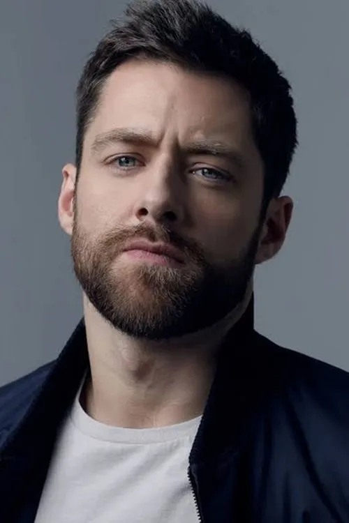 Richard Rankin photo