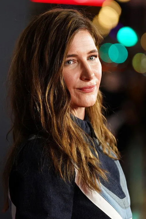 Kathryn Hahn photo