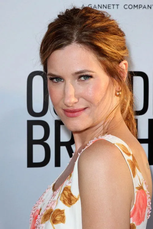 Kathryn Hahn photo