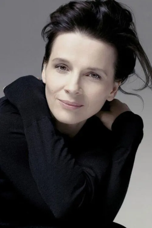 Juliette Binoche photo