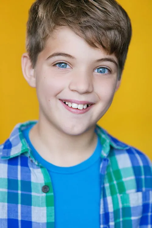 Luke Lowe photo