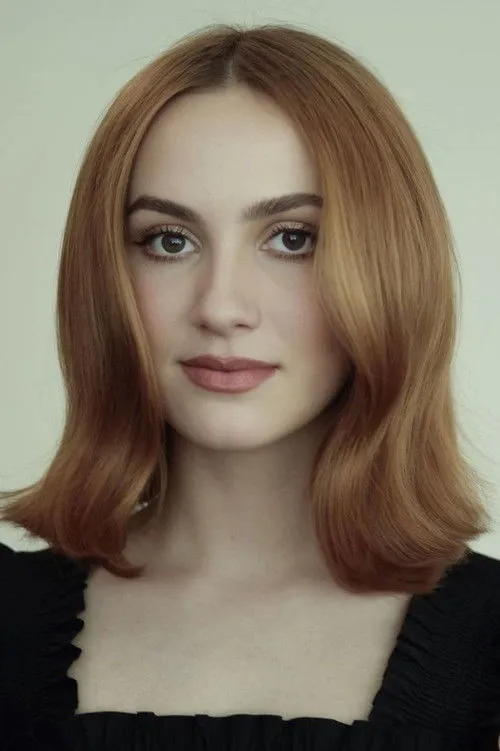 Maude Apatow photo