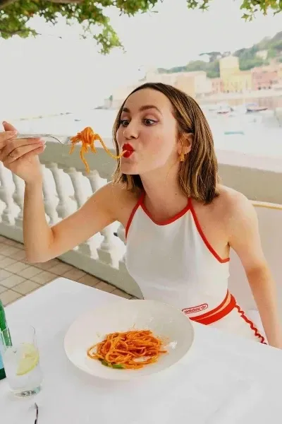 Maude Apatow photo