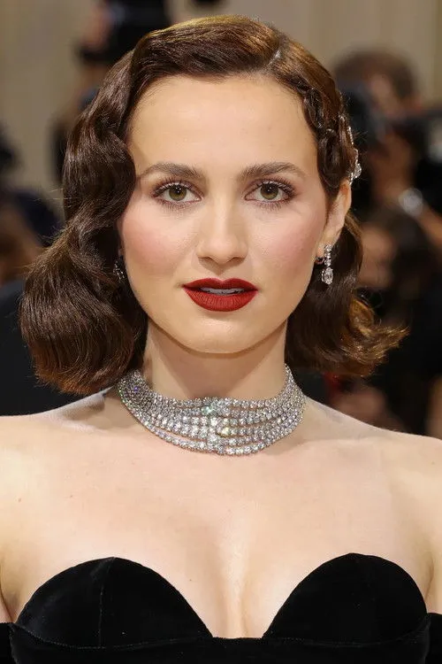 Maude Apatow photo