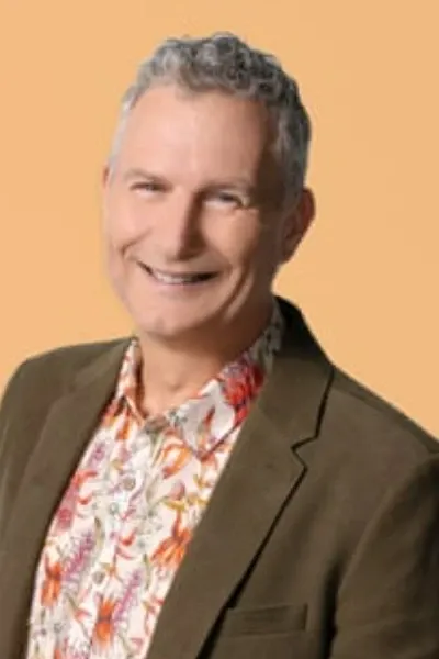Adam Hills photo