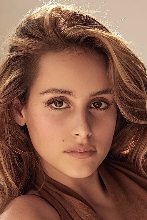 Nell Verlaque photo