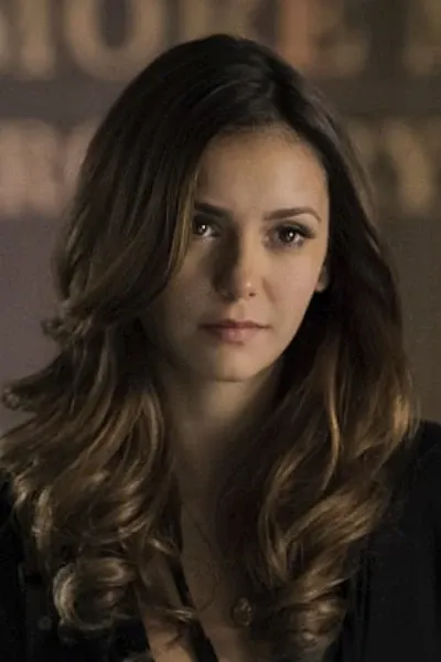 Nina Dobrev photo
